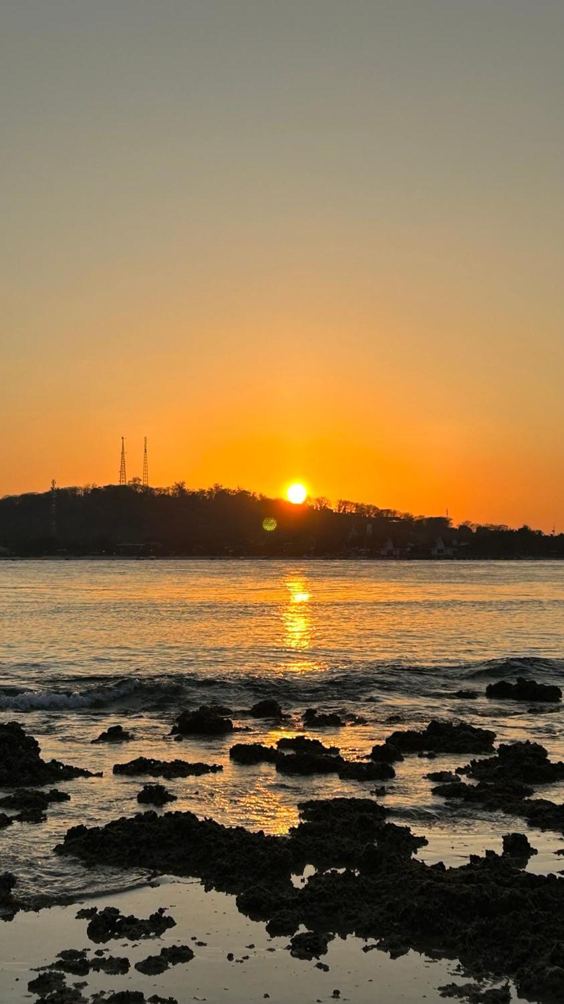 Meno Suites Gili Meno Eksteriør billede