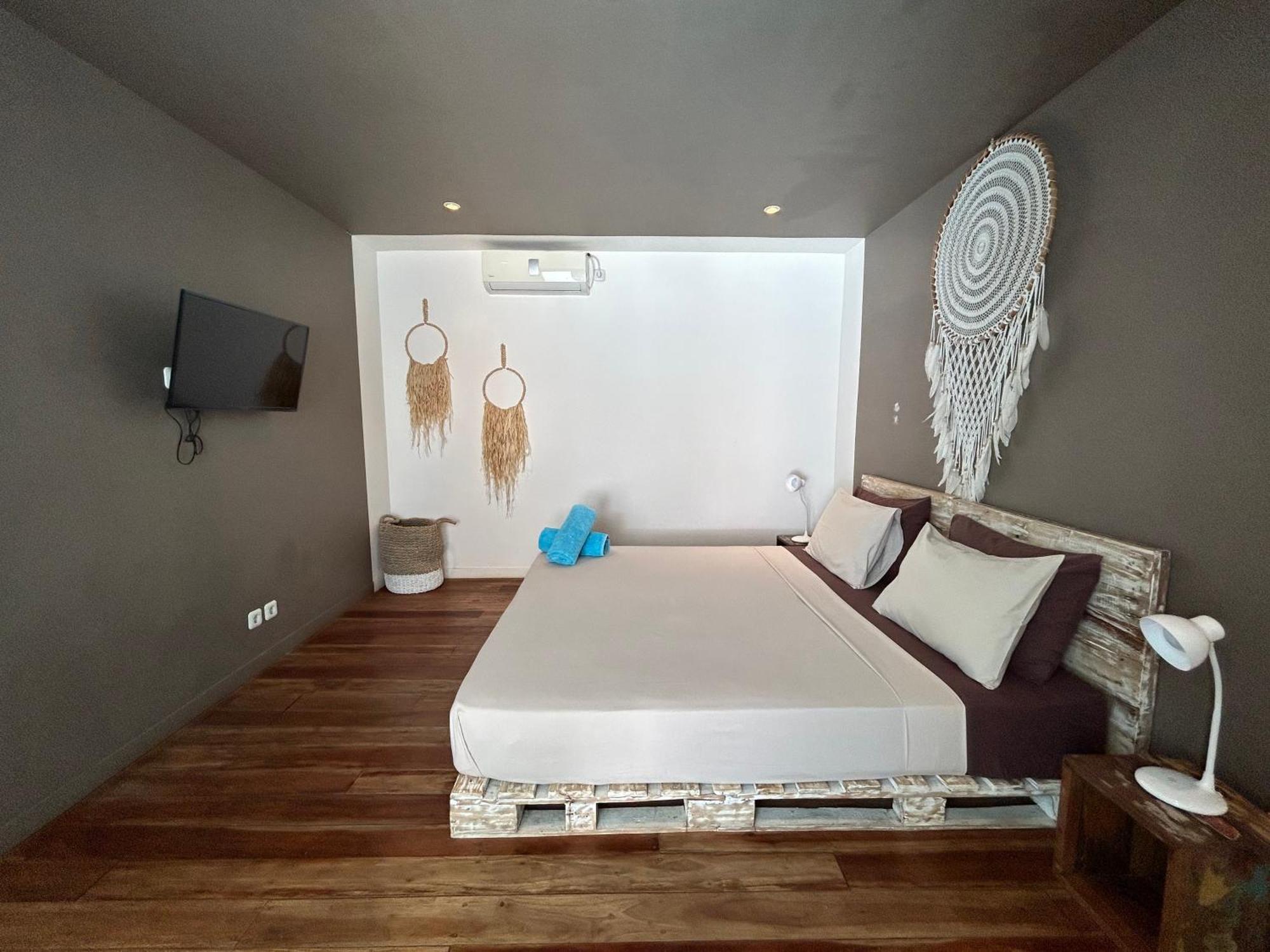 Meno Suites Gili Meno Eksteriør billede