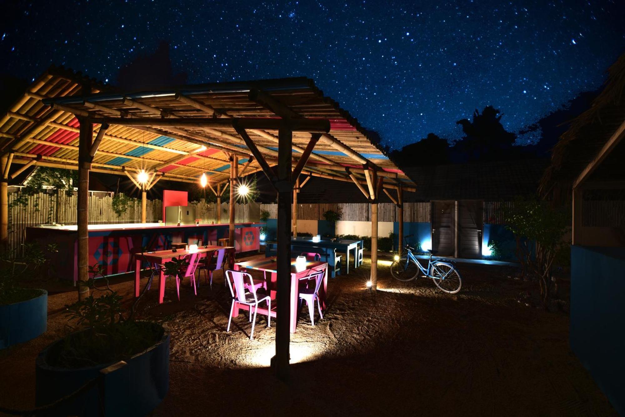 Meno Suites Gili Meno Eksteriør billede